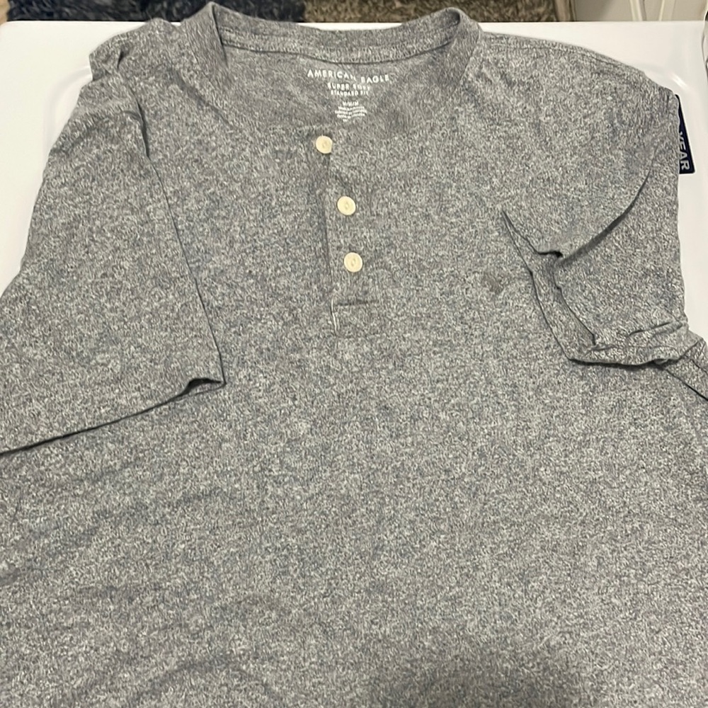 American eagle Henley short sleeve